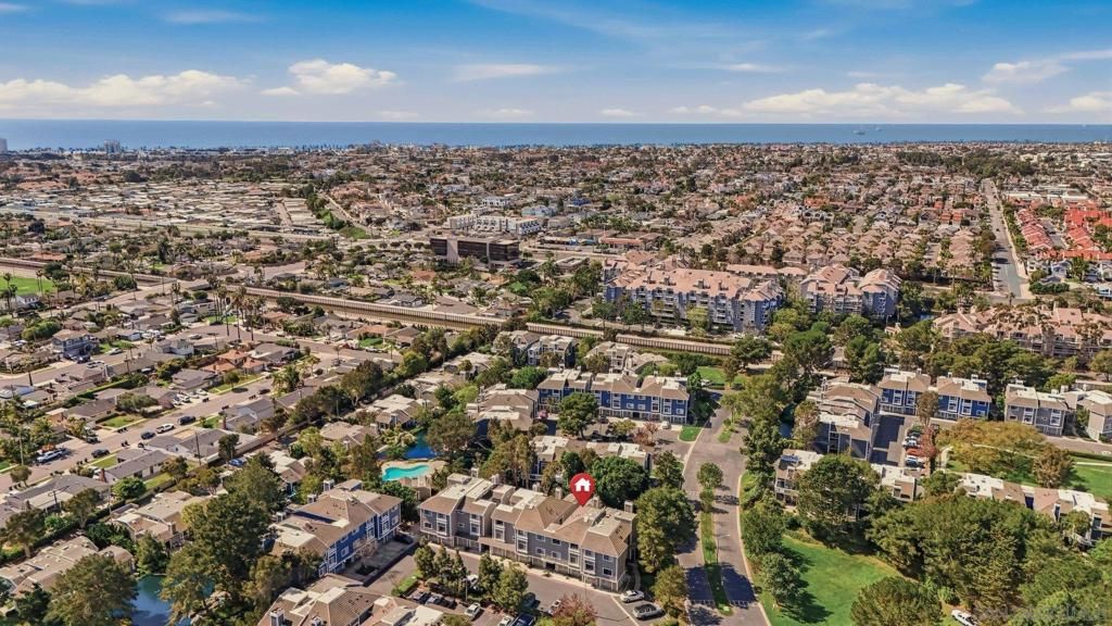 Image 4 of property listing at 20321 Tidepool Cir 205, Huntington Beach, CA 92646