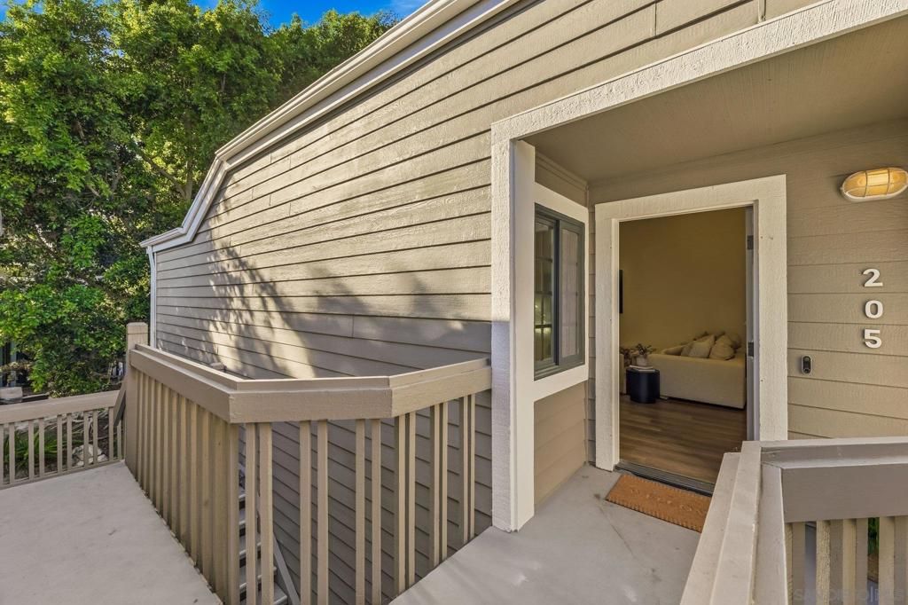 Image 6 of property listing at 20321 Tidepool Cir 205, Huntington Beach, CA 92646