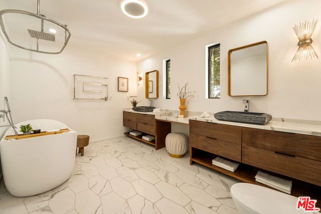 11587 Sunshine Terrace, Studio City (los Angeles), CA 91604