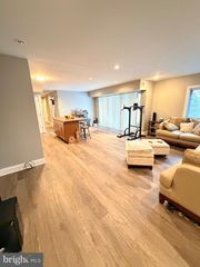 6300 HIL MAR DR #2, District Heights, MD 20747