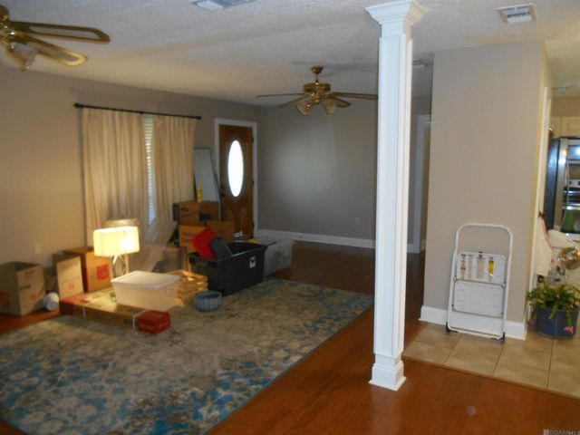 288 Fountainbleau Dr, Baton Rouge, LA 70819