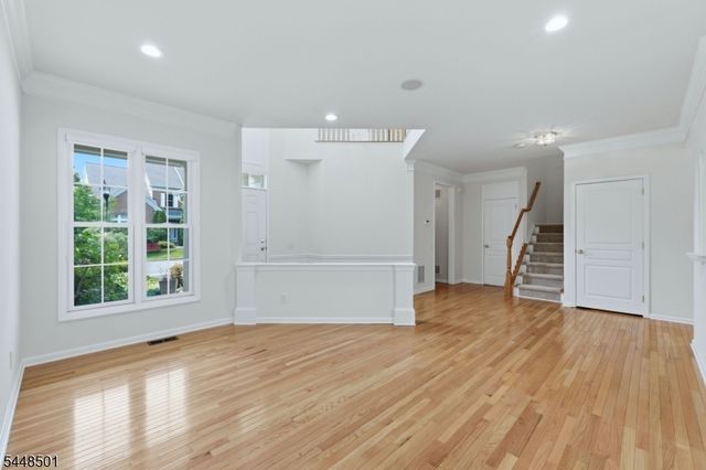 96 Hickory Hill Blvd, Totowa Boro, NJ 07512
