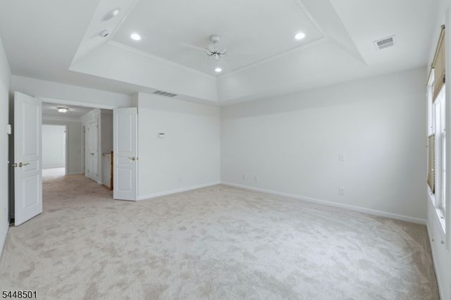 96 Hickory Hill Blvd, Totowa Boro, NJ 07512