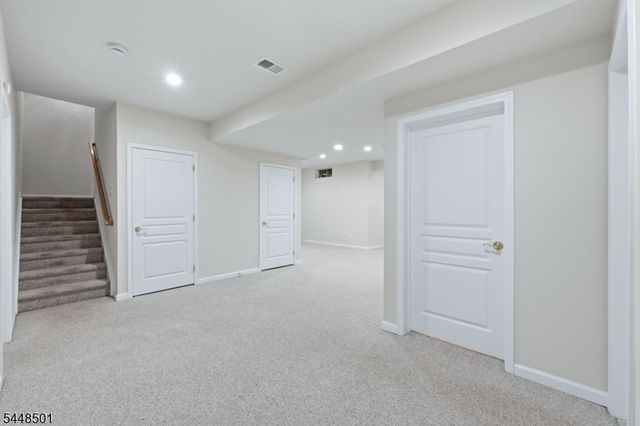 96 Hickory Hill Blvd, Totowa Boro, NJ 07512