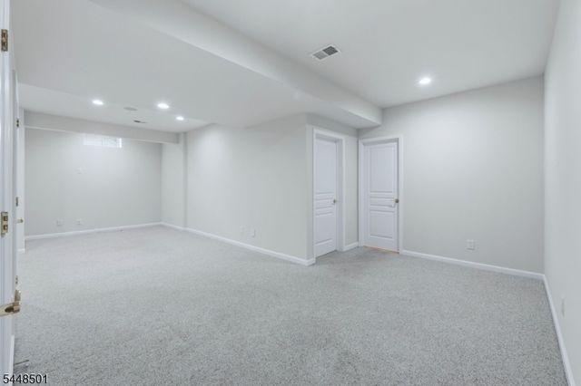 96 Hickory Hill Blvd, Totowa Boro, NJ 07512
