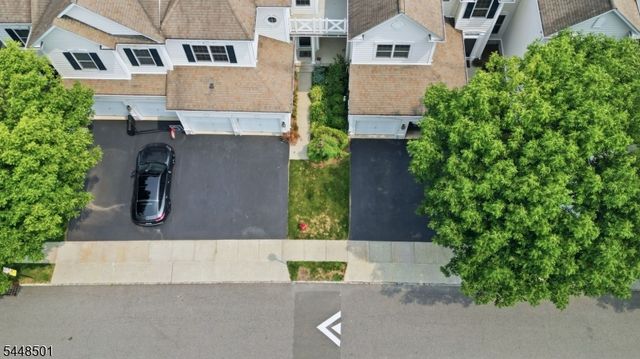 96 Hickory Hill Blvd, Totowa Boro, NJ 07512