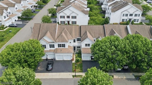 96 Hickory Hill Blvd, Totowa Boro, NJ 07512