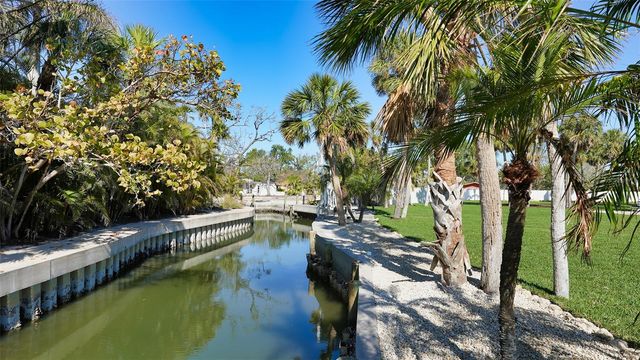 620 FREELING DRIVE, Sarasota, FL 34242