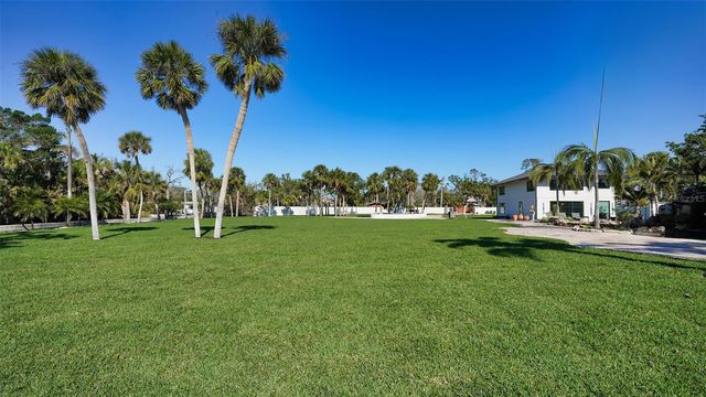 620 FREELING DRIVE, Sarasota, FL 34242