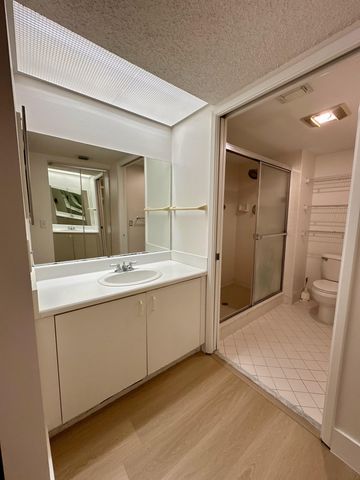 1400 SW 137 Avenue 107f, Pembroke Pines, FL 33027