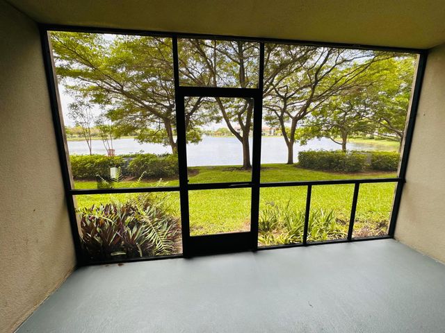 1400 SW 137 Avenue 107f, Pembroke Pines, FL 33027