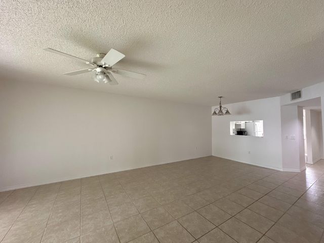 1400 SW 137 Avenue 107f, Pembroke Pines, FL 33027