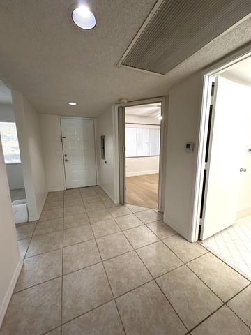 1400 SW 137 Avenue 107f, Pembroke Pines, FL 33027