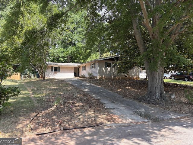 1845 Delphine Drive, Decatur, GA 30032