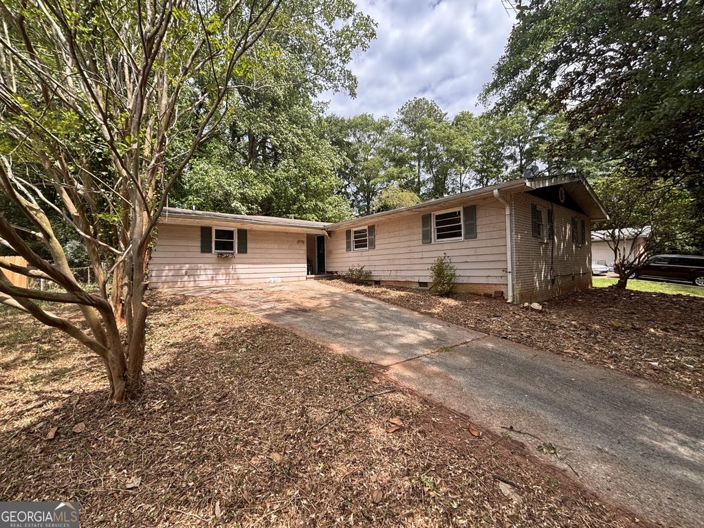 1845 Delphine Drive, Decatur, GA 30032
