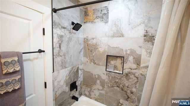 169 Oakwood Place, Orange, NJ 07050