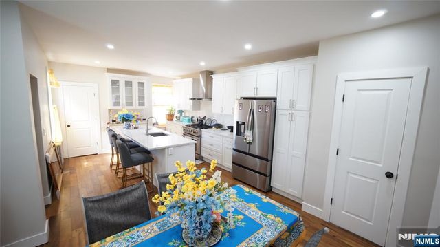 169 Oakwood Place, Orange, NJ 07050