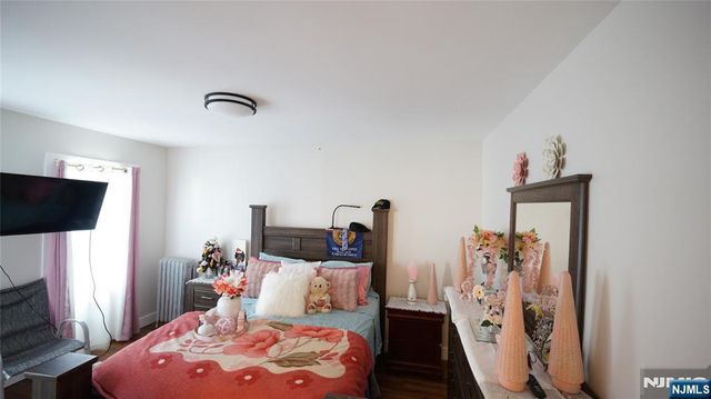 169 Oakwood Place, Orange, NJ 07050