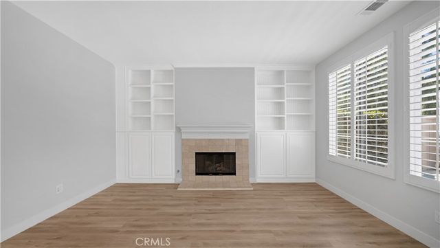183 Kingswood, Irvine, CA 92620