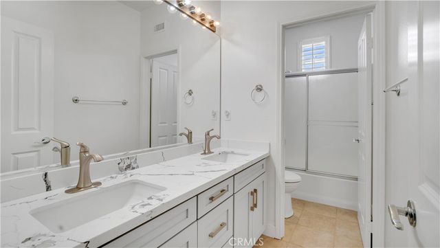 183 Kingswood, Irvine, CA 92620