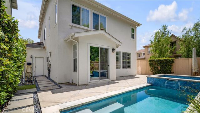 183 Kingswood, Irvine, CA 92620