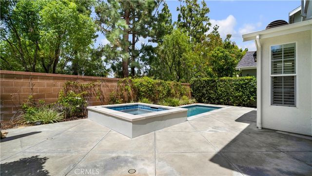 183 Kingswood, Irvine, CA 92620