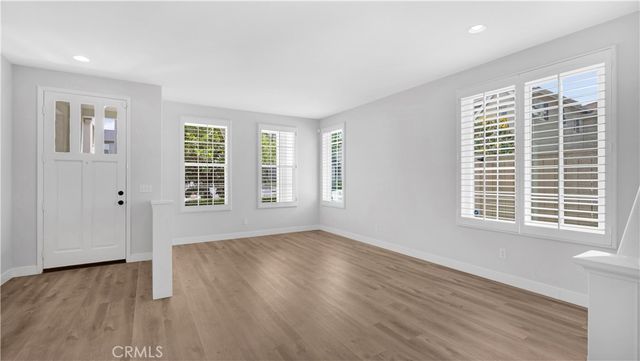 183 Kingswood, Irvine, CA 92620