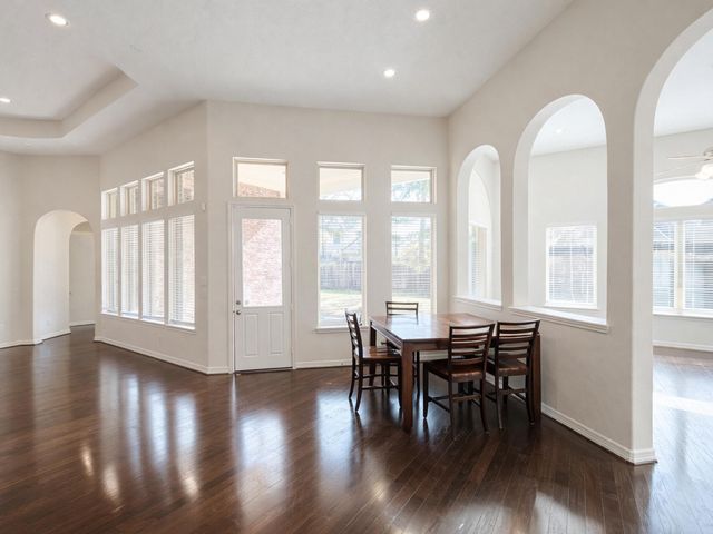 10407 Roseate Skimmer, Conroe, TX 77385