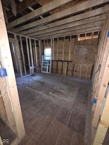 1125 N Oakland Avenue, Indianapolis, IN 46201