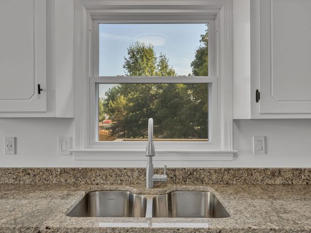 1778 Broadripple Dr, Clarksville, TN 37042