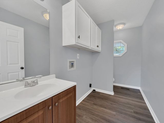 1778 Broadripple Dr, Clarksville, TN 37042