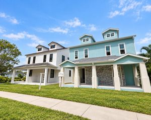 6177 1ST AVENUE N, St Petersburg, FL 33710