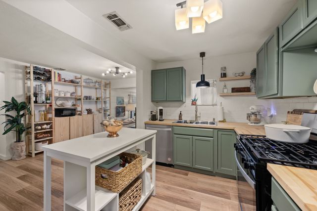 1940 Whippoorwill Lane, Denton, TX 76205