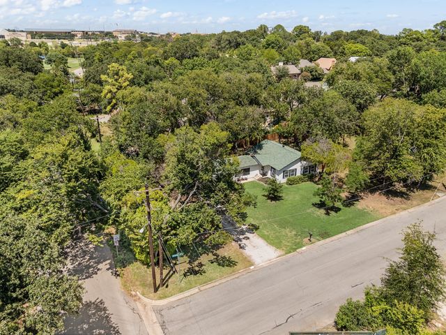 1940 Whippoorwill Lane, Denton, TX 76205