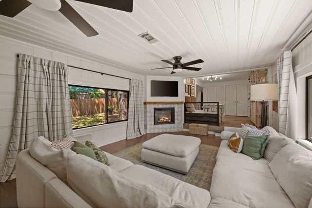 1940 Whippoorwill Lane, Denton, TX 76205