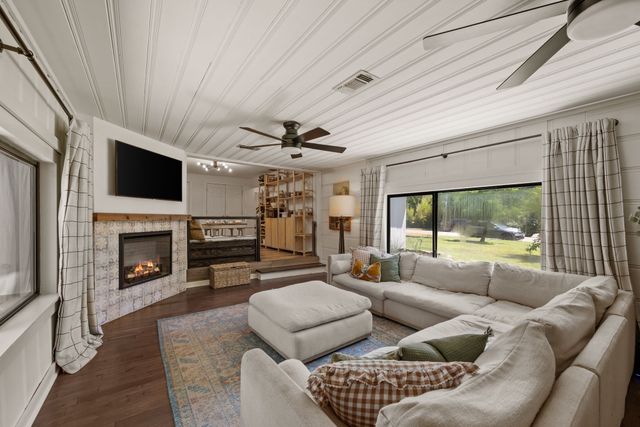 1940 Whippoorwill Lane, Denton, TX 76205