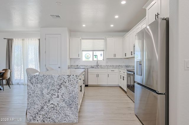 36008 W INDIANOLA Avenue, Tonopah, AZ 85354