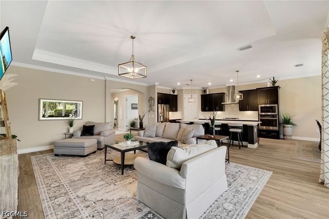 15002 Blue Bay CIR, Fort Myers, FL 33913