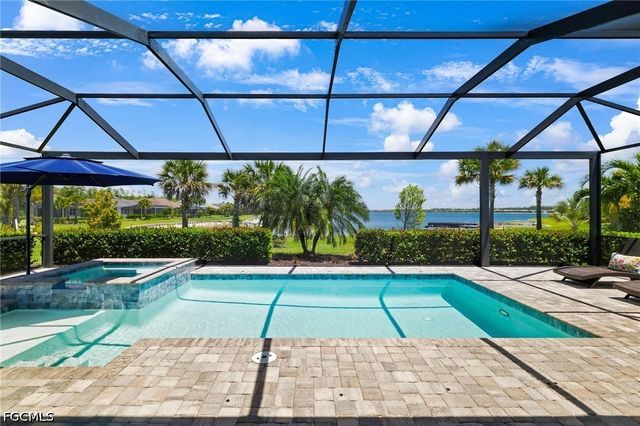15002 Blue Bay CIR, Fort Myers, FL 33913