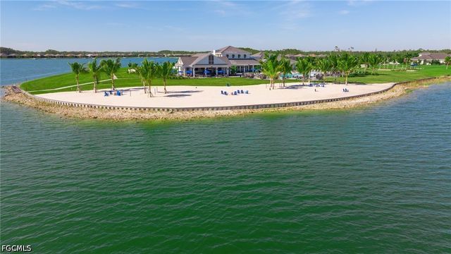 15002 Blue Bay CIR, Fort Myers, FL 33913