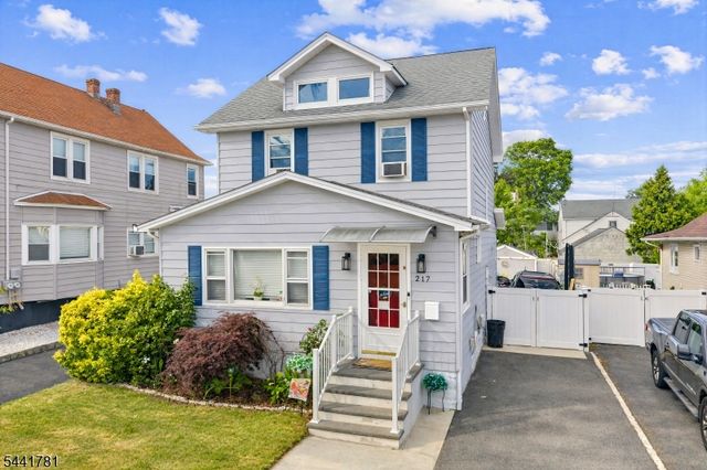 217 Sheridan Ave, Roselle Park Boro, NJ 07204