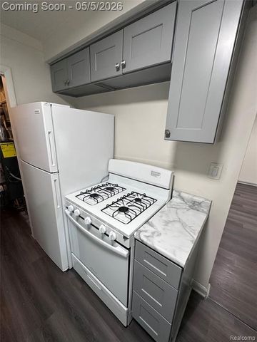 29707 Birchwood Street, Inkster, MI 48141