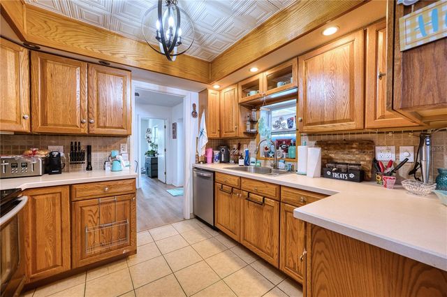 4108 PRESCOTT STREET, Sarasota, FL 34232