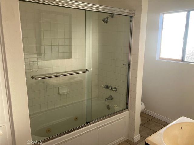 8505 Columbus Avenue 211, North Hills, CA 91343