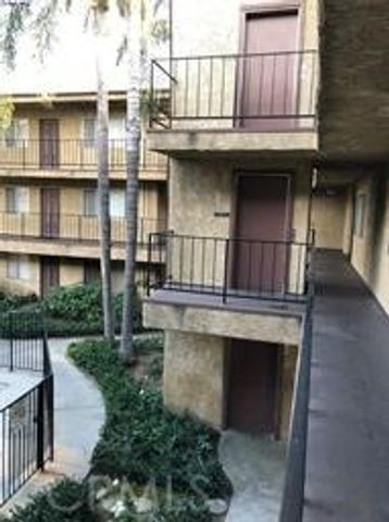 8505 Columbus Avenue 211, North Hills, CA 91343