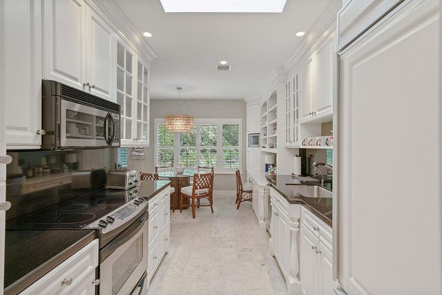 2901 Captains Way, Jupiter, FL 33477