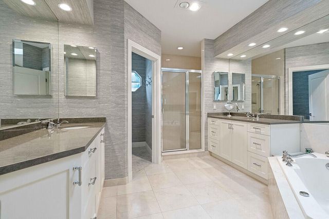 2901 Captains Way, Jupiter, FL 33477