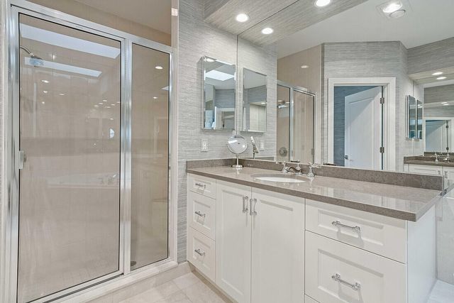 2901 Captains Way, Jupiter, FL 33477