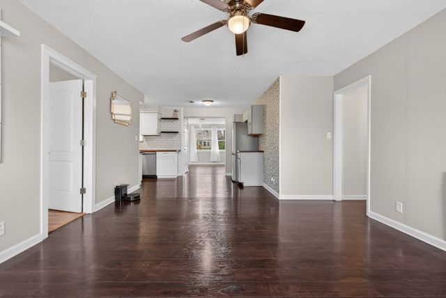 1287 Jostin Dr, Clarksville, TN 37040