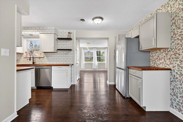 1287 Jostin Dr, Clarksville, TN 37040